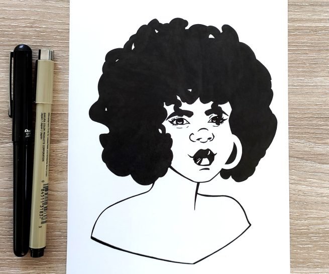 dessin en noir et blanc à l'encre d'un portrait d'une femme aux cheveux crépus
